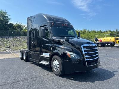 Freightliner Cascadia 126 Sleeper Semi Truck - 72" Integral Sleeper, 455HP, 12 Speed Automatic