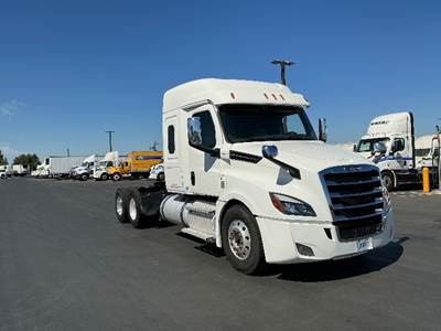 Freightliner Cascadia 126 Sleeper Semi Truck - 48" Integral Sleeper, 450HP, 13 Speed Manual