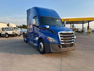 Freightliner Cascadia 126 Sleeper Semi Truck - 72" Integral Sleeper, 455HP, 12 Speed Automatic
