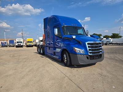 Freightliner Cascadia 126 Sleeper Semi Truck - 72" Integral Sleeper, 455HP, 12 Speed Automatic