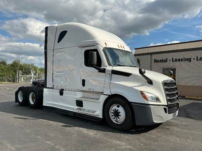Freightliner Cascadia 126 Sleeper Semi Truck - 72" Integral Sleeper, 455HP, 12 Speed Automatic