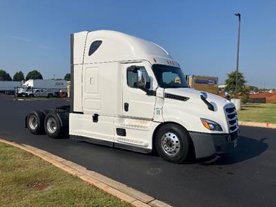 Freightliner Cascadia 126 Sleeper Semi Truck - 72" Integral Sleeper, 455HP, 12 Speed Automatic