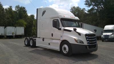 Freightliner Cascadia 126 Sleeper Semi Truck - 72" Integral Sleeper, 455HP, 12 Speed Automatic