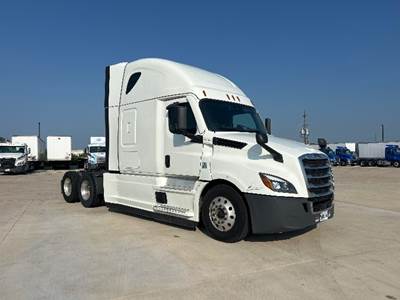 Freightliner Cascadia 126 Sleeper Semi Truck - 72" Integral Sleeper, 400HP, 12 Speed Automatic