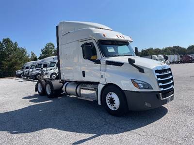 Freightliner Cascadia 126 Sleeper Semi Truck - 60" Integral Sleeper, 455HP, 10 Speed Manual