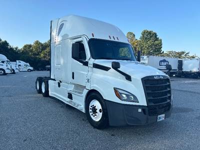 Freightliner Cascadia 126 Sleeper Semi Truck - 72" Integral Sleeper, 455HP, 12 Speed Automatic