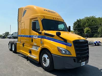 Freightliner Cascadia 126 Sleeper Semi Truck - 72" Integral Sleeper, 455HP, 12 Speed Automatic
