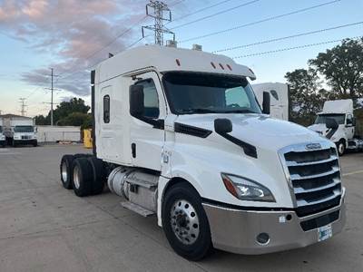 Freightliner Cascadia 126 Sleeper Semi Truck - 60" Integral Sleeper, 455HP, 12 Speed Automatic