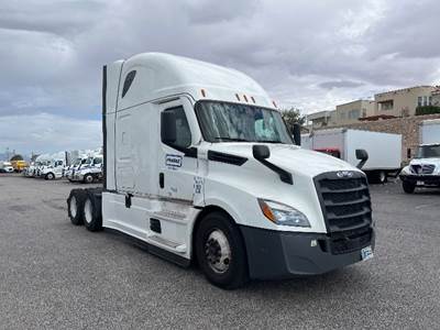 Freightliner Cascadia 126 Sleeper Semi Truck - 72" Integral Sleeper, 455HP, 12 Speed Automatic