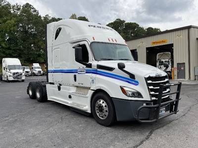 Freightliner Cascadia 126 Sleeper Semi Truck - 72" Integral Sleeper, 400HP, 12 Speed Automatic