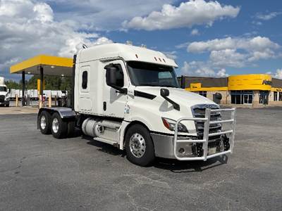 Freightliner Cascadia 126 Sleeper Semi Truck - 60" Integral Sleeper, 455HP, 12 Speed Automatic