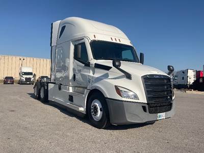 Freightliner Cascadia 126 Sleeper Semi Truck - 72" Integral Sleeper, 455HP, 12 Speed Automatic