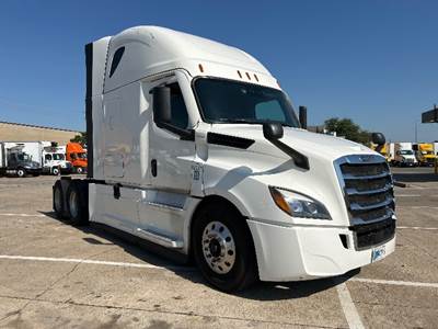 Freightliner Cascadia 126 Sleeper Semi Truck - 72" Integral Sleeper, 455HP, 12 Speed Automatic