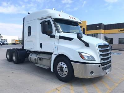 Freightliner Cascadia 126 Sleeper Semi Truck - 60" Integral Sleeper, 455HP, 12 Speed Automatic
