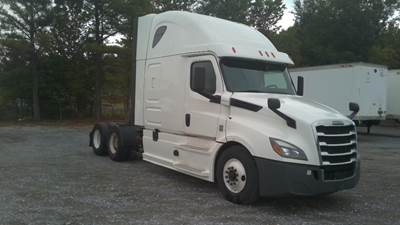 Freightliner Cascadia 126 Sleeper Semi Truck - 72" Integral Sleeper, 455HP, 12 Speed Automatic