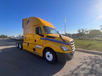 Freightliner Cascadia 126 Sleeper Semi Truck - 72" Integral Sleeper, 455HP, 12 Speed Automatic