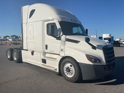 Freightliner Cascadia 126 Sleeper Semi Truck - 72" Integral Sleeper, 455HP, 12 Speed Automatic