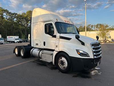 Freightliner Cascadia 126 Sleeper Semi Truck - 48" Integral Sleeper, 455HP, 12 Speed Automatic