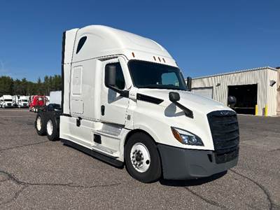 Freightliner Cascadia 126 Sleeper Semi Truck - 72" Integral Sleeper, 455HP, 12 Speed Automatic