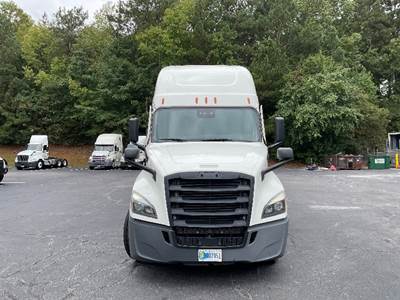 Freightliner Cascadia 126 Sleeper Semi Truck - 72" Integral Sleeper, 455HP, 12 Speed Automatic
