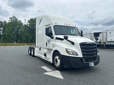 Freightliner Cascadia 126 Sleeper Semi Truck - 72" Integral Sleeper, 455HP, 12 Speed Automatic
