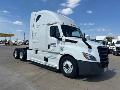 Freightliner Cascadia 126 Sleeper Semi Truck - 72" Integral Sleeper, 455HP, 12 Speed Automatic