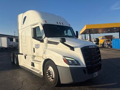 Freightliner Cascadia 126 Sleeper Semi Truck - 72" Integral Sleeper, 455HP, 12 Speed Automatic