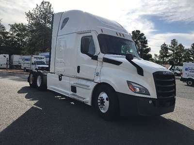 Freightliner Cascadia 126 Sleeper Semi Truck - 72" Integral Sleeper, 455HP, 12 Speed Automatic