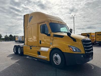 Freightliner Cascadia 126 Sleeper Semi Truck - 72" Integral Sleeper, 455HP, 12 Speed Automatic