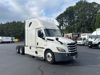 Freightliner Cascadia 126 Sleeper Semi Truck - 72" Integral Sleeper, 455HP, 12 Speed Automatic
