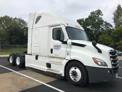 Freightliner Cascadia 126 Sleeper Semi Truck - 72" Integral Sleeper, 455HP, 12 Speed Automatic