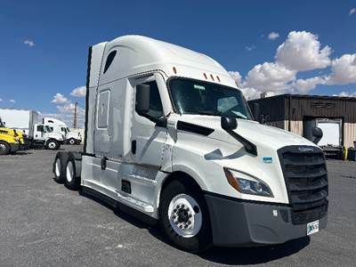 Freightliner Cascadia 126 Sleeper Semi Truck - 72" Integral Sleeper, 455HP, 12 Speed Automatic