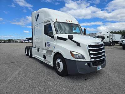 Freightliner Cascadia 126 Sleeper Semi Truck - 72" Integral Sleeper, 455HP, 12 Speed Automatic