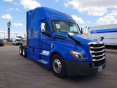 Freightliner Cascadia 126 Sleeper Semi Truck - 72" Integral Sleeper, 455HP, 12 Speed Automatic