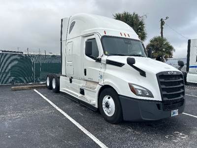 Freightliner Cascadia 126 Sleeper Semi Truck - 72" Integral Sleeper, 455HP, 12 Speed Automatic