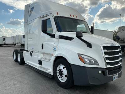 Freightliner Cascadia 126 Sleeper Semi Truck - 72" Integral Sleeper, 455HP, 12 Speed Automatic