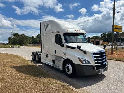 Freightliner Cascadia 126 Sleeper Semi Truck - 72" Integral Sleeper, 455HP, 12 Speed Automatic