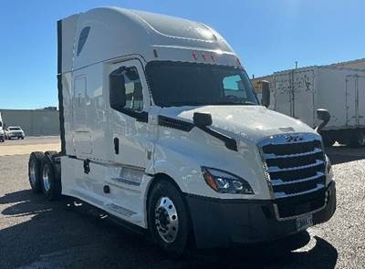 Freightliner Cascadia 126 Sleeper Semi Truck - 72" Integral Sleeper, 400HP, 12 Speed Automatic