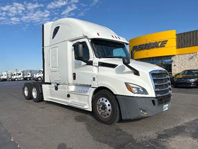 Freightliner Cascadia 126 Sleeper Semi Truck - 72" Integral Sleeper, 455HP, 12 Speed Automatic