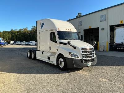 Freightliner Cascadia 126 Sleeper Semi Truck - 72" Integral Sleeper, 455HP, 12 Speed Automatic