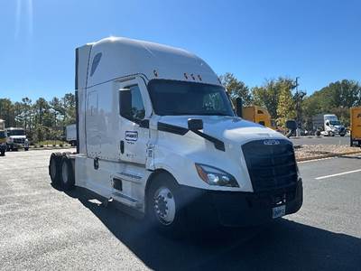 Freightliner Cascadia 126 Sleeper Semi Truck - 72" Integral Sleeper, 455HP, 12 Speed Automatic