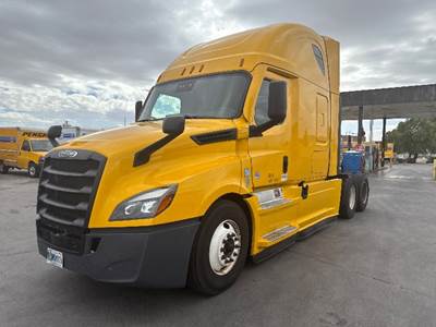 Freightliner Cascadia 126 Sleeper Semi Truck - 72" Integral Sleeper, 455HP, 12 Speed Automatic