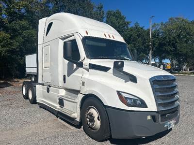 Freightliner Cascadia 126 Sleeper Semi Truck - 72" Integral Sleeper, 455HP, 12 Speed Automatic