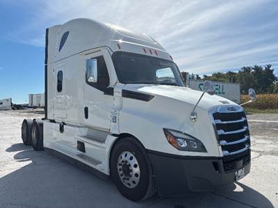 Freightliner Cascadia 126 Sleeper Semi Truck - 72" Integral Sleeper, 455HP, 12 Speed Automatic