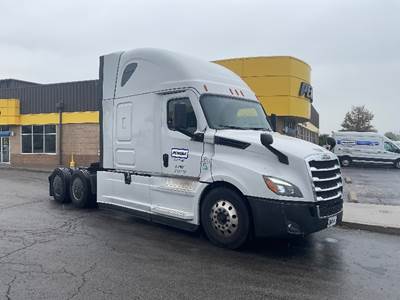 Freightliner Cascadia 126 Sleeper Semi Truck - 72" Integral Sleeper, 455HP, 12 Speed Automatic