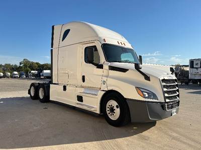 Freightliner Cascadia 126 Sleeper Semi Truck - 72" Integral Sleeper, 455HP, 12 Speed Automatic