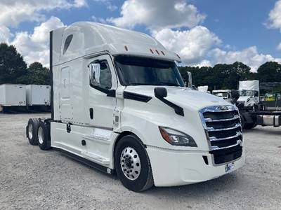 Freightliner Cascadia 126 Sleeper Semi Truck - 72" Integral Sleeper, 455HP, 12 Speed Automatic