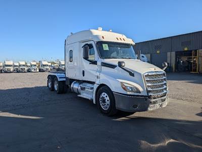 Freightliner Cascadia 126 Sleeper Semi Truck - 60" Integral Sleeper, 455HP, 12 Speed Automatic