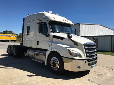 Freightliner Cascadia 126 Sleeper Semi Truck - 60" Integral Sleeper, 455HP, 12 Speed Automatic