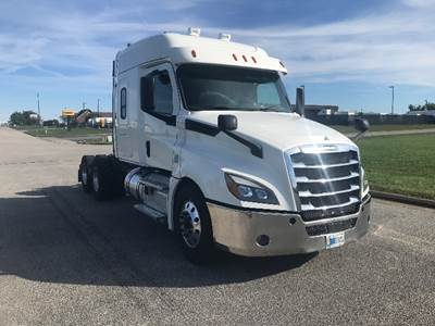 Freightliner Cascadia 126 Sleeper Semi Truck - 60" Integral Sleeper, 455HP, 12 Speed Automatic